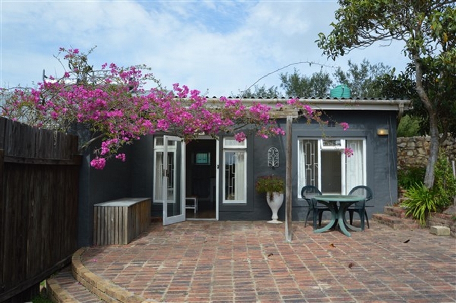 To Let 2 Bedroom Property for Rent in Airport Western Cape